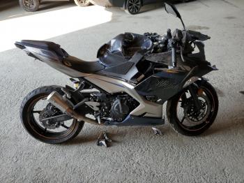  Salvage Kawasaki Ex400