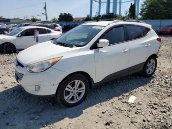  Salvage Hyundai TUCSON