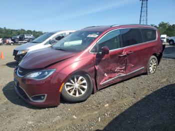  Salvage Chrysler Pacifica