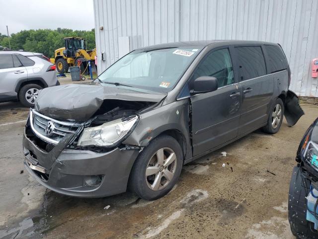  Salvage Volkswagen Routan