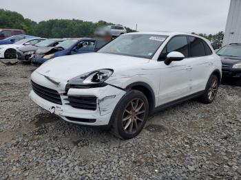  Salvage Porsche Cayenne