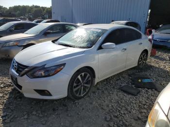  Salvage Nissan Altima