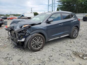  Salvage Hyundai TUCSON