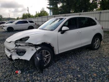  Salvage Porsche Cayenne