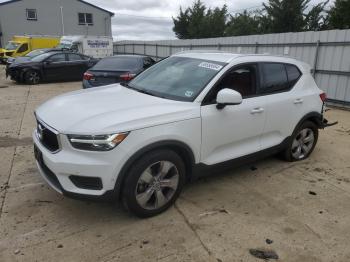  Salvage Volvo XC40