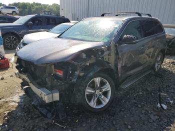  Salvage Toyota Highlander