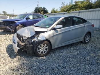  Salvage Hyundai ACCENT