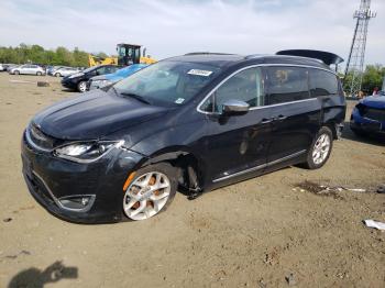  Salvage Chrysler Pacifica