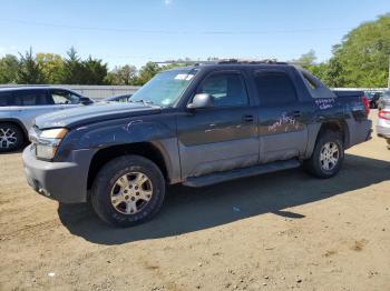  Salvage Chevrolet Avalanche