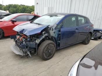  Salvage Nissan LEAF