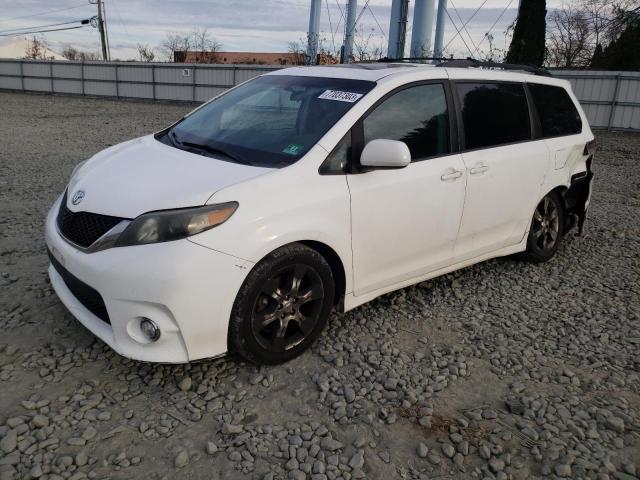  Salvage Toyota Sienna