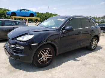  Salvage Porsche Cayenne