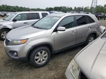  Salvage Kia Sorento