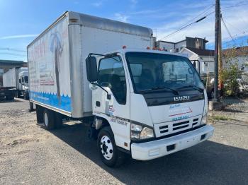  Salvage Isuzu Npr