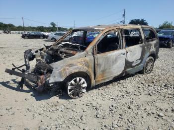  Salvage Chrysler Minivan