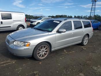  Salvage Volvo V70