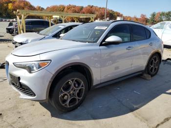  Salvage Alfa Romeo Stelvio