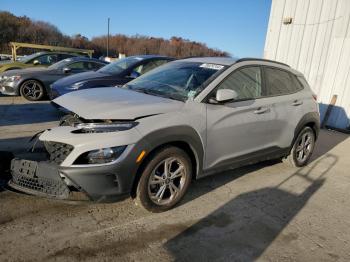  Salvage Hyundai KONA