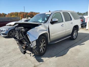  Salvage GMC Yukon