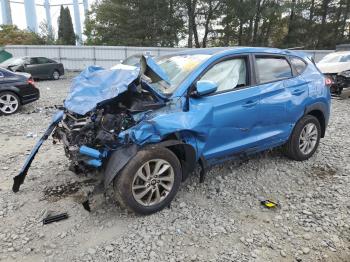  Salvage Hyundai TUCSON