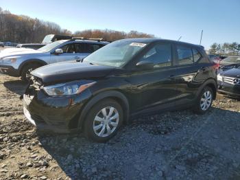  Salvage Nissan Kicks