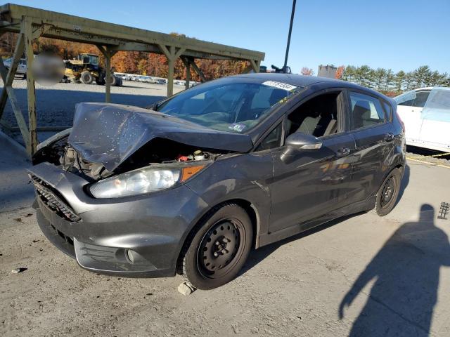  Salvage Ford Fiesta