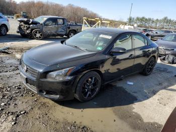  Salvage Nissan Maxima