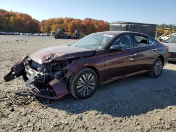  Salvage Nissan Altima