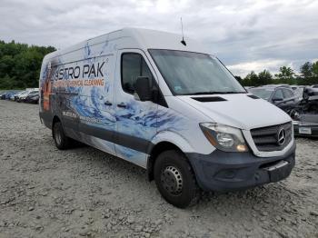  Salvage Mercedes-Benz Sprinter