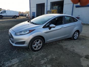  Salvage Ford Fiesta