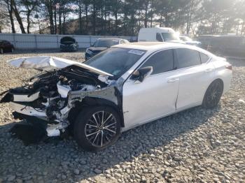  Salvage Lexus Es