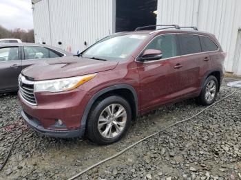  Salvage Toyota Highlander