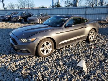  Salvage Ford Mustang