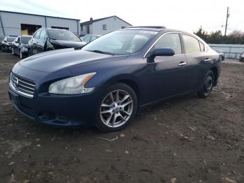  Salvage Nissan Maxima