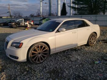  Salvage Chrysler 300