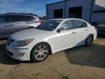  Salvage Hyundai Genesis