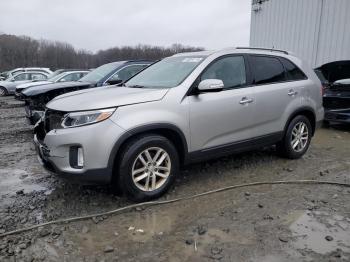  Salvage Kia Sorento