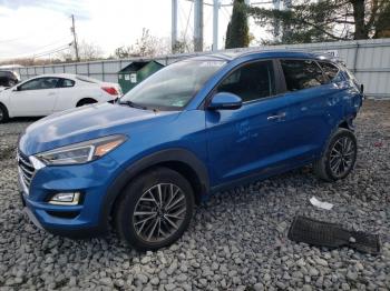  Salvage Hyundai TUCSON