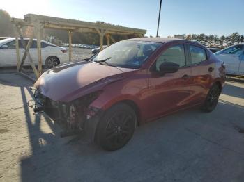  Salvage Toyota Yaris