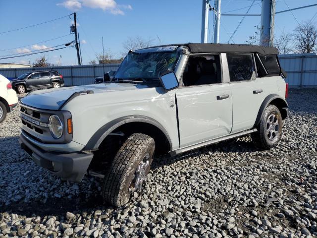  Salvage Ford Bronco