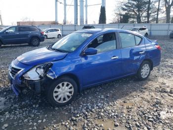  Salvage Nissan Versa