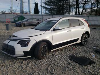  Salvage Kia Niro