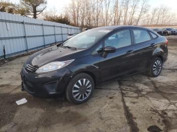  Salvage Ford Fiesta