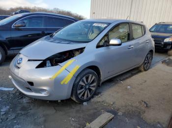  Salvage Nissan LEAF