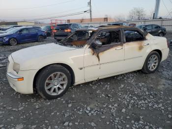  Salvage Chrysler 300