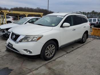  Salvage Nissan Pathfinder