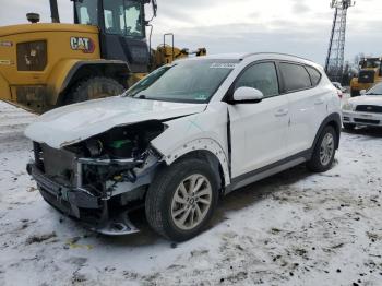  Salvage Hyundai TUCSON