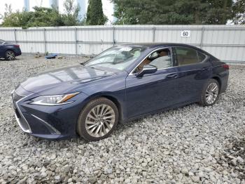  Salvage Lexus Es