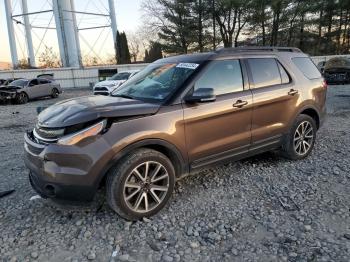  Salvage Ford Explorer