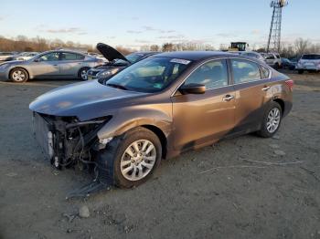  Salvage Nissan Altima